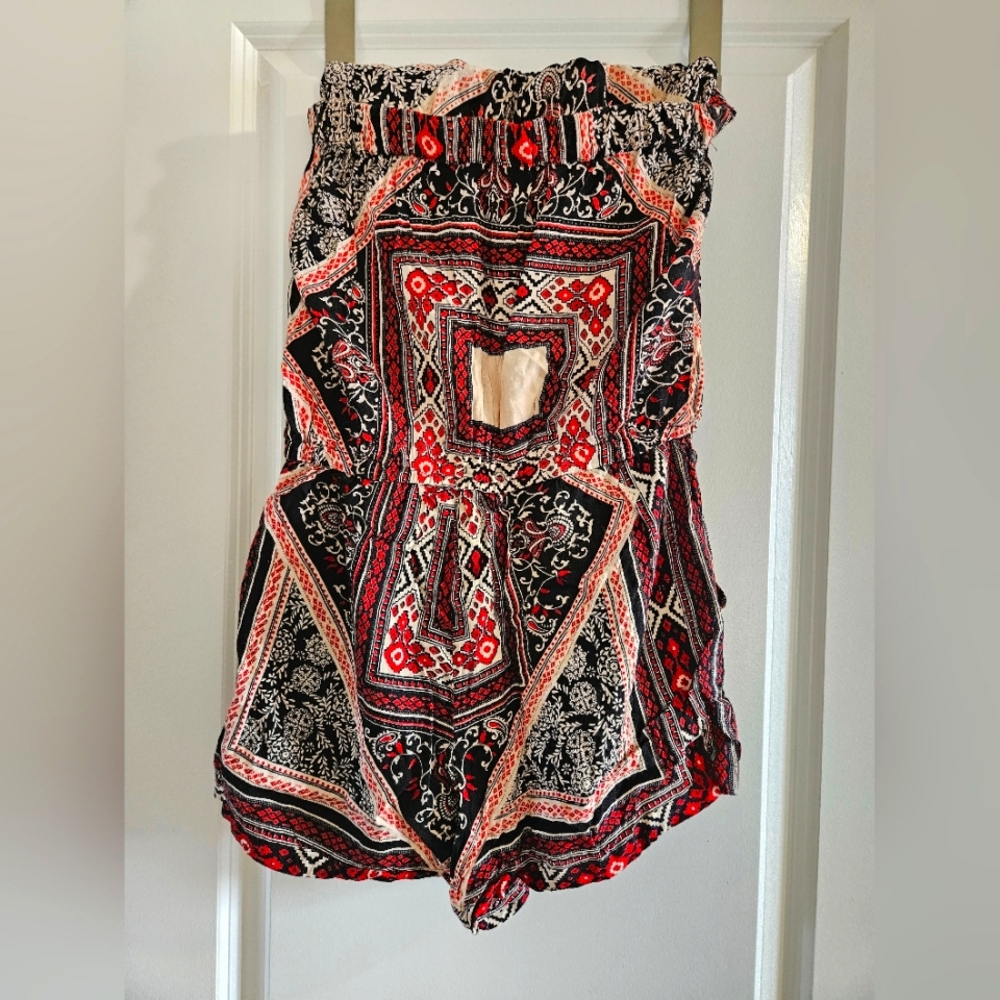 Aztec/Geometric Romper - Picture 2 of 3